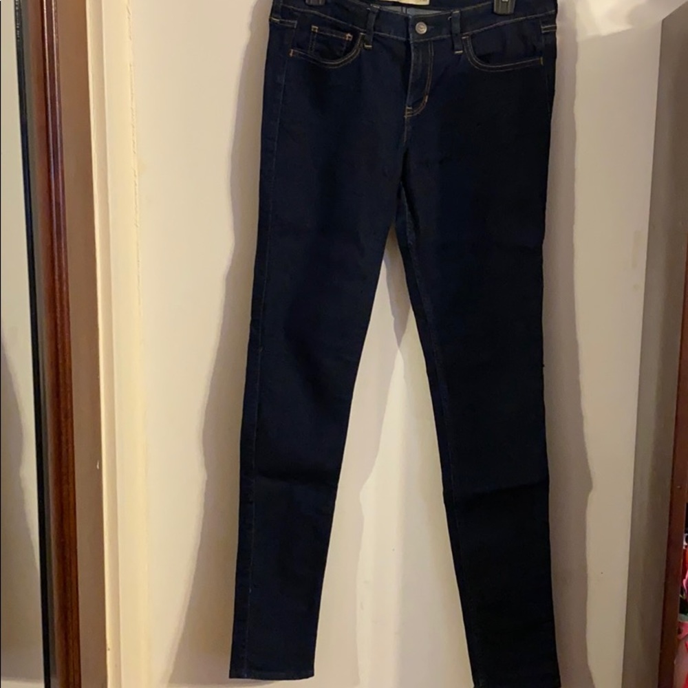 Dark wash skinny jeans